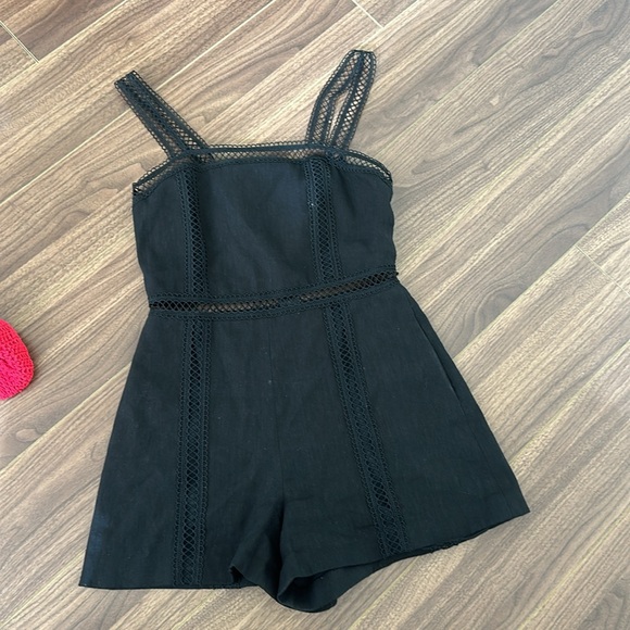 Alice and Olivia size 4 - Picture 4 of 6